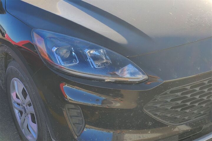 2021 Ford Escape S  TX