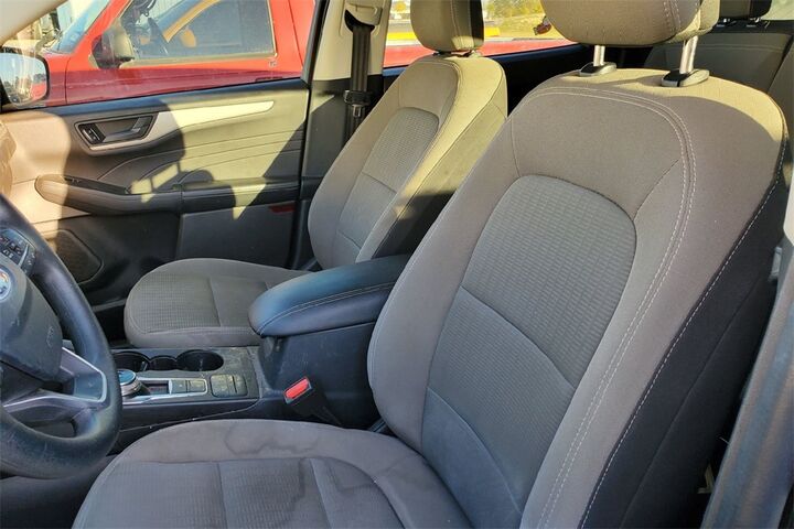 2021 Ford Escape S  TX