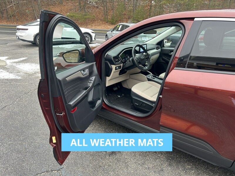 2021 Ford Escape SE - 1 OWNER - ORIGINAL MILES Whitinsville MA