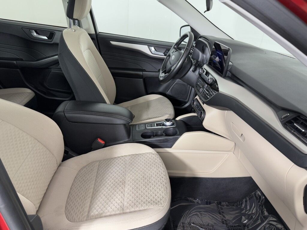 2021 Ford Escape SE AWD w/Panoramic Roof/Power Liftgate Maumee OH
