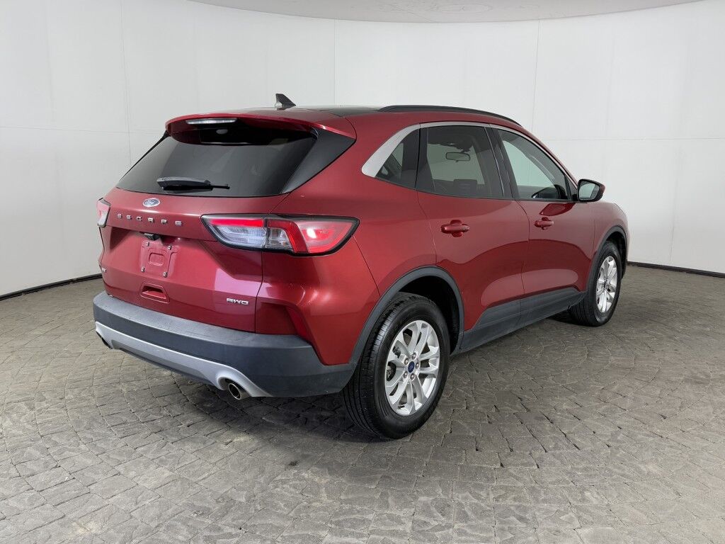 2021 Ford Escape SE AWD w/Panoramic Roof/Power Liftgate Maumee OH