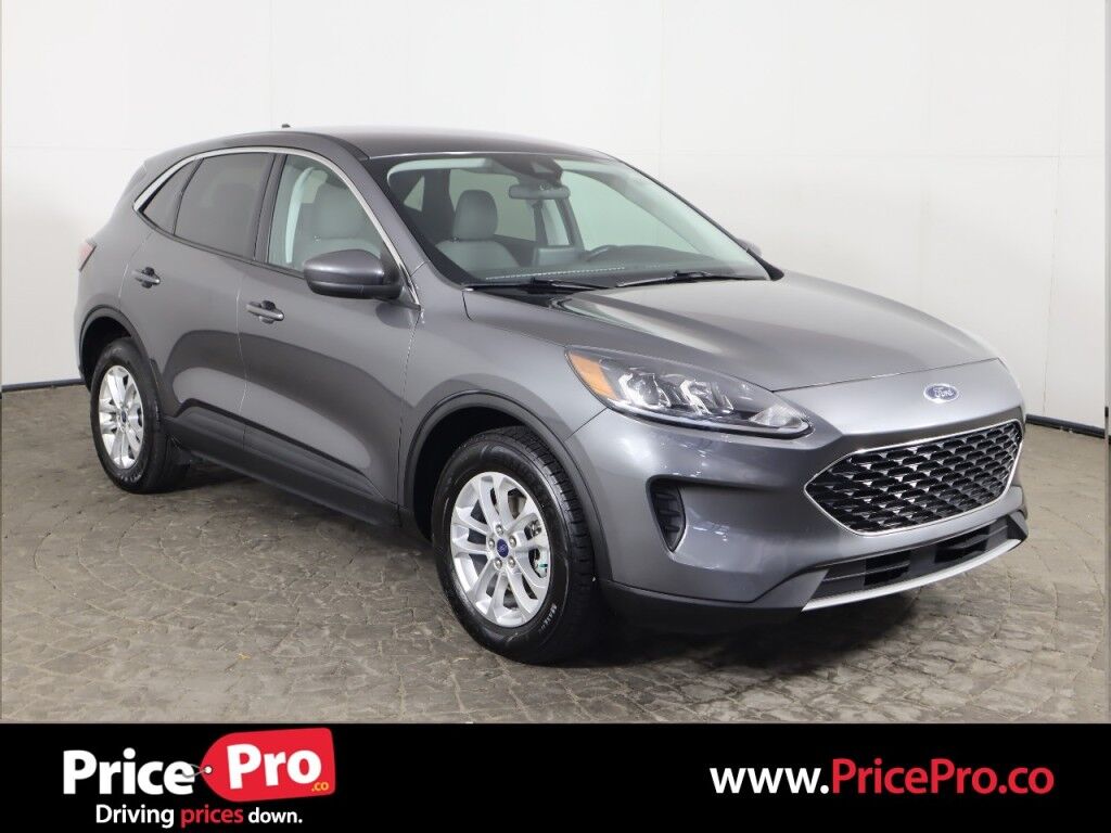 Used 2021 Ford Escape SE Hybrid AWD in Maumee OH