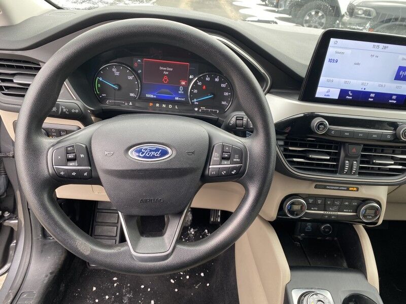 2021 Ford Escape SE Hybrid
