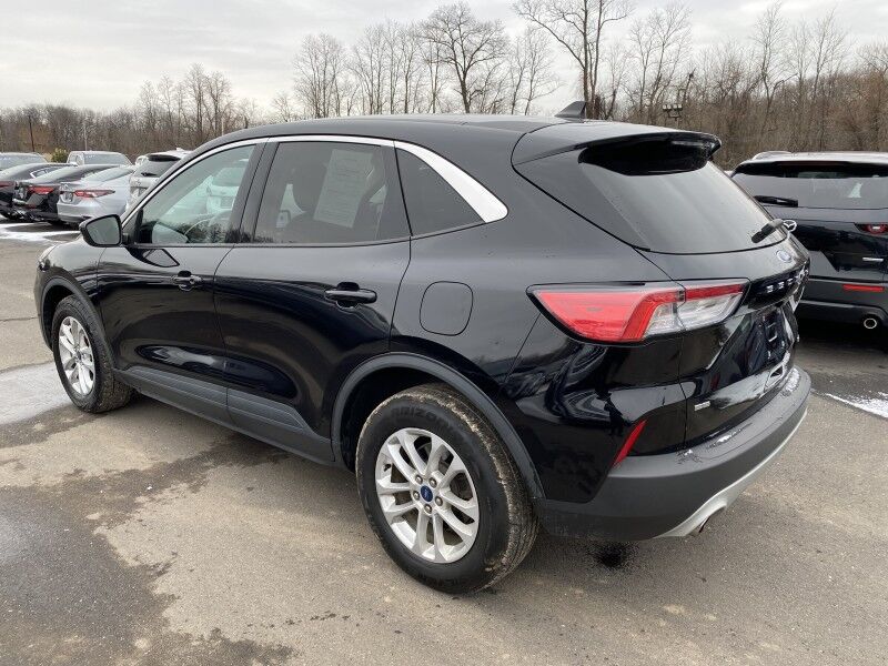 2021 Ford Escape SE Hybrid