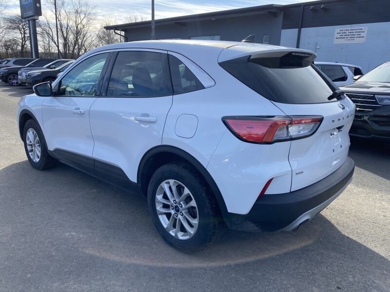 2021 Ford Escape SE Hybrid