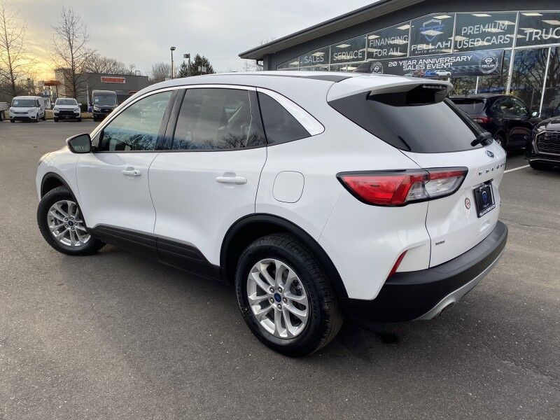 2021 Ford Escape SE Hybrid