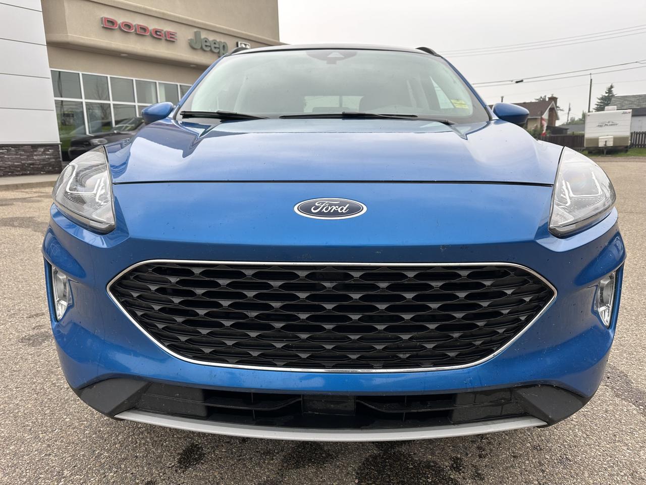 2021 Ford Escape SEL | AWD | Leather | Pano Sun Roof | Power Lift Gate | Heated Seats & Wheel | Adaptive Cruise Redwater AB