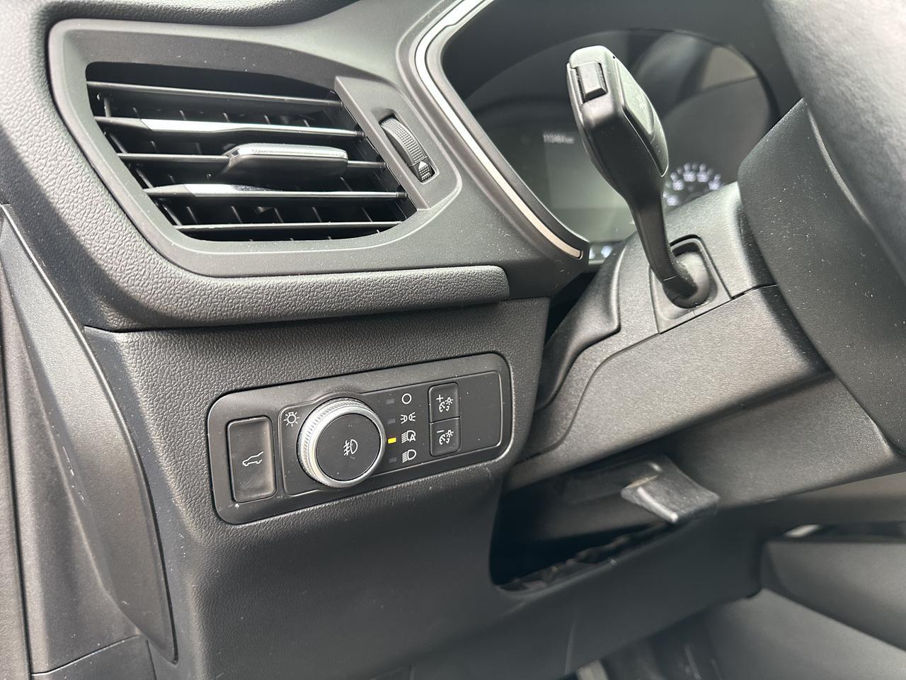 2021 Ford Escape SEL | AWD | Leather | Pano Sun Roof | Power Lift Gate | Heated Seats & Wheel | Adaptive Cruise Redwater AB
