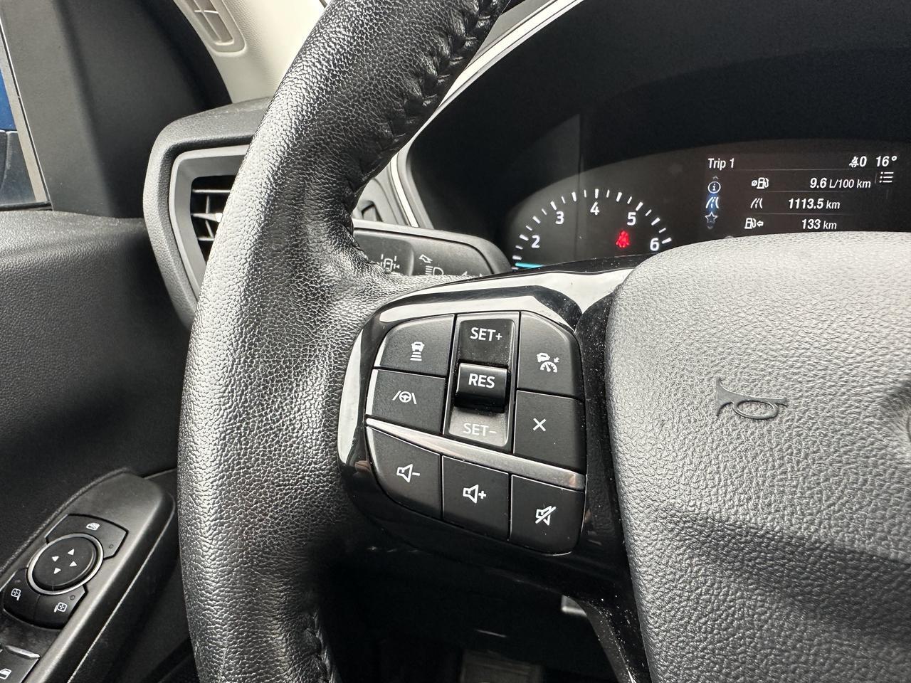 2021 Ford Escape SEL | AWD | Leather | Pano Sun Roof | Power Lift Gate | Heated Seats & Wheel | Adaptive Cruise Redwater AB