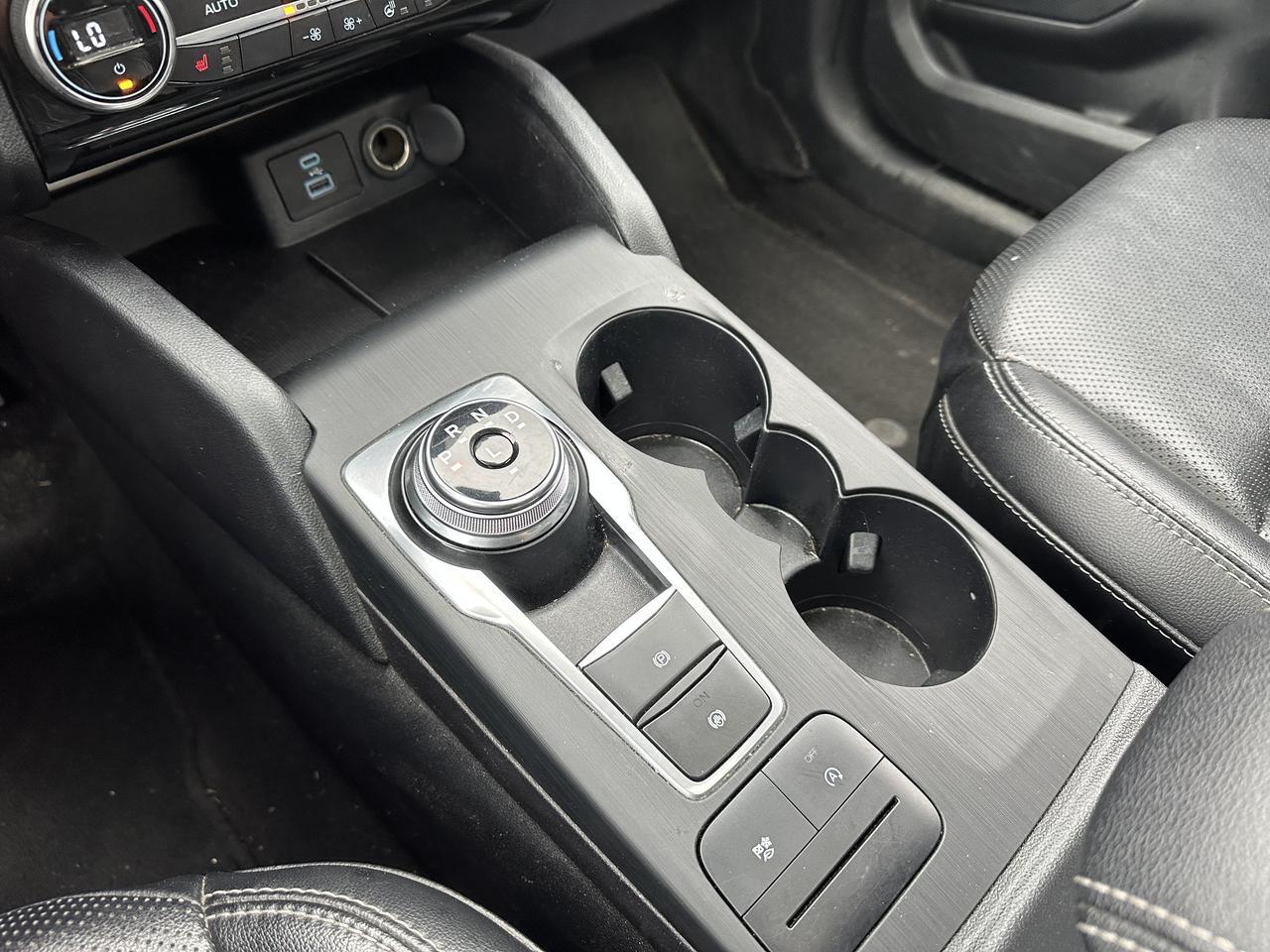 2021 Ford Escape SEL | AWD | Leather | Pano Sun Roof | Power Lift Gate | Heated Seats & Wheel | Adaptive Cruise Redwater AB