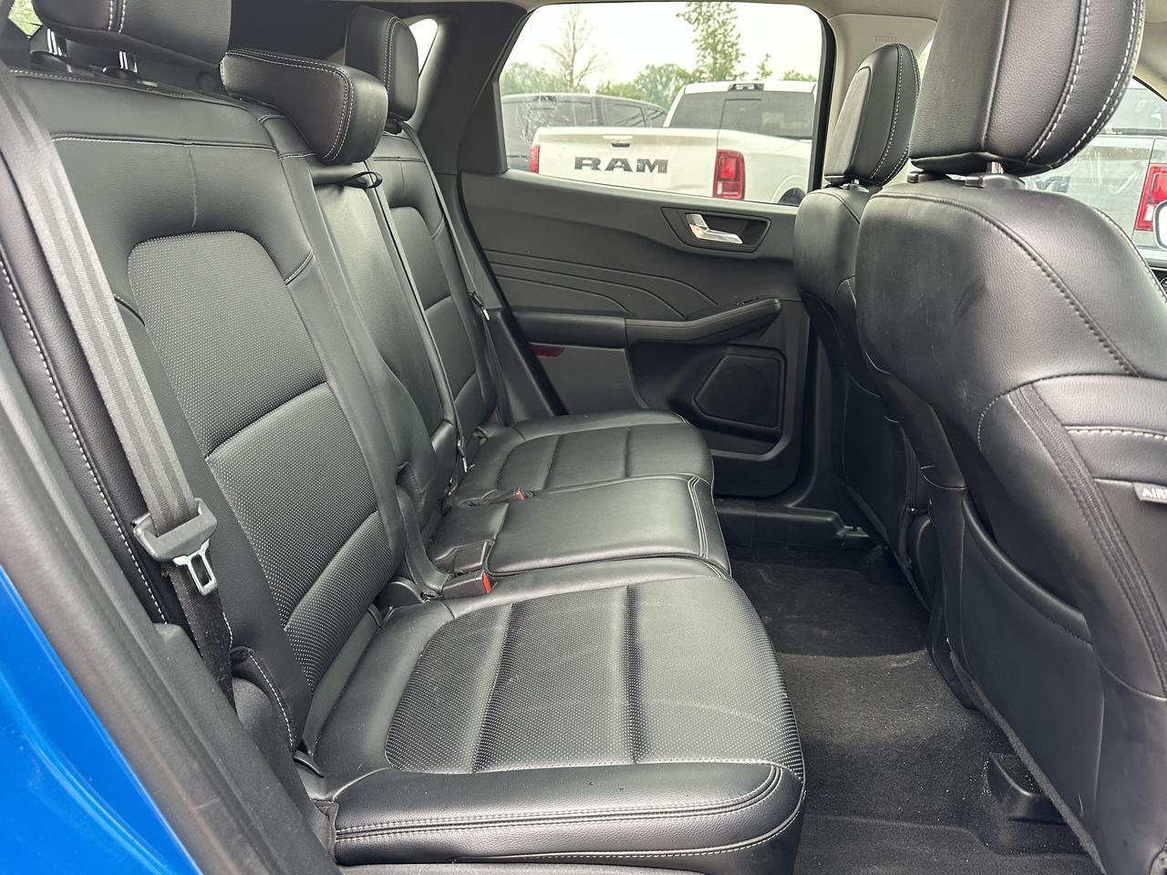 2021 Ford Escape SEL | AWD | Leather | Pano Sun Roof | Power Lift Gate | Heated Seats & Wheel | Adaptive Cruise Redwater AB