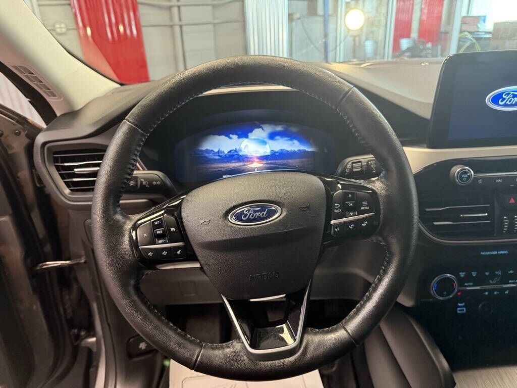2021 Ford Escape SEL Royal Oak MI
