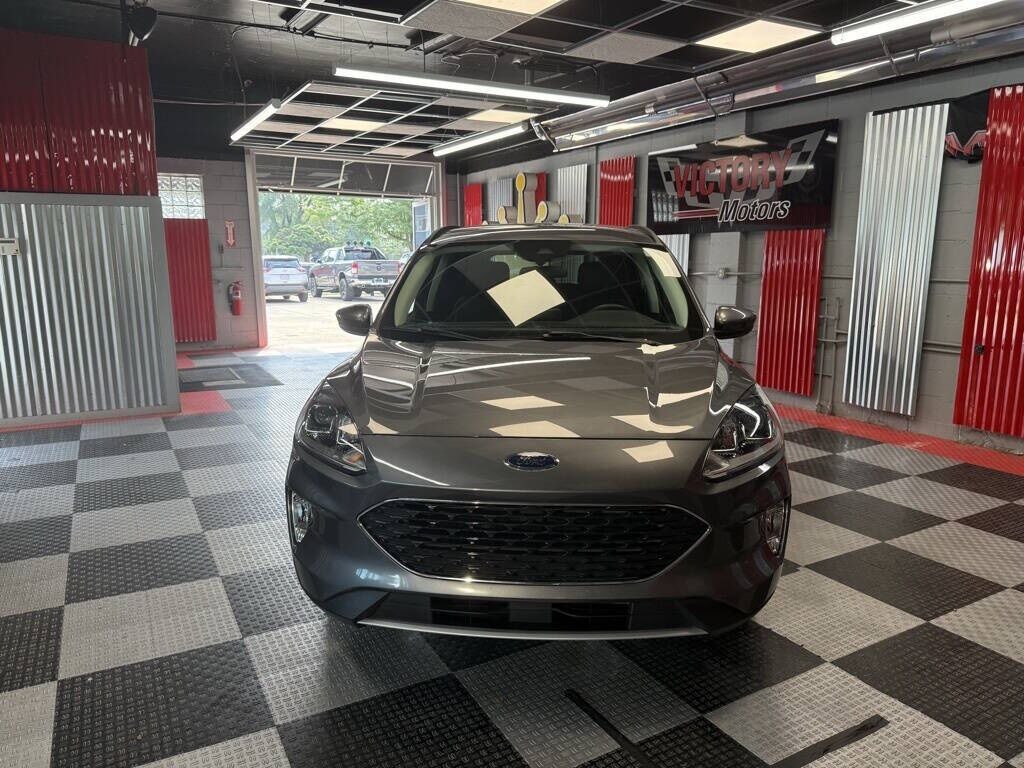 2021 Ford Escape SEL Royal Oak MI