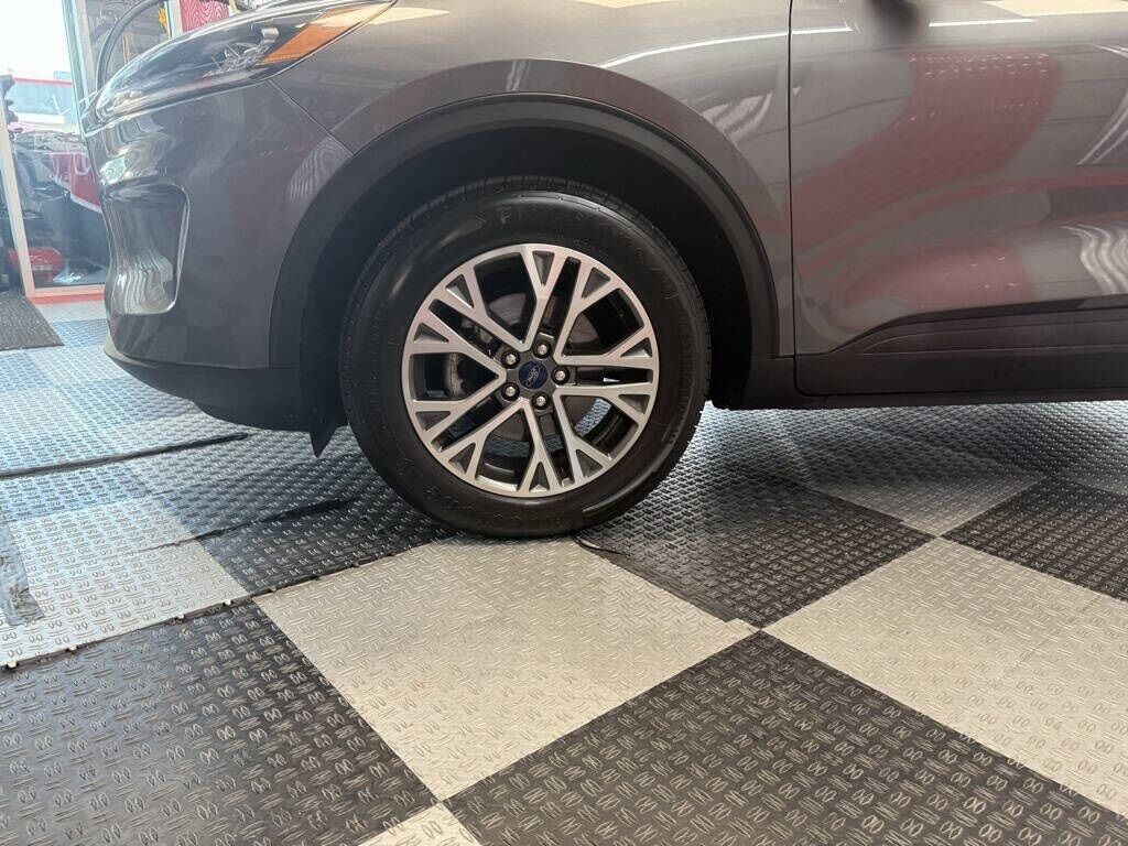 2021 Ford Escape SEL Royal Oak MI