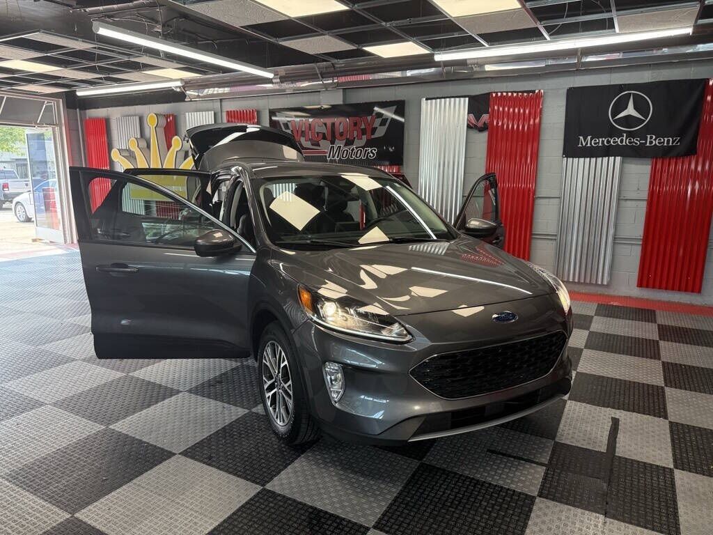 2021 Ford Escape SEL Royal Oak MI