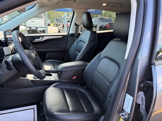 2021 Ford Escape SEL Pine River MN