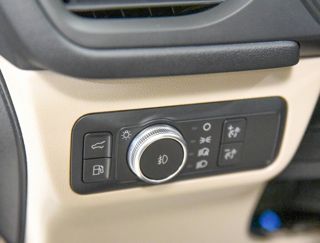 2021 Ford Escape Titanium Hybrid Akron OH