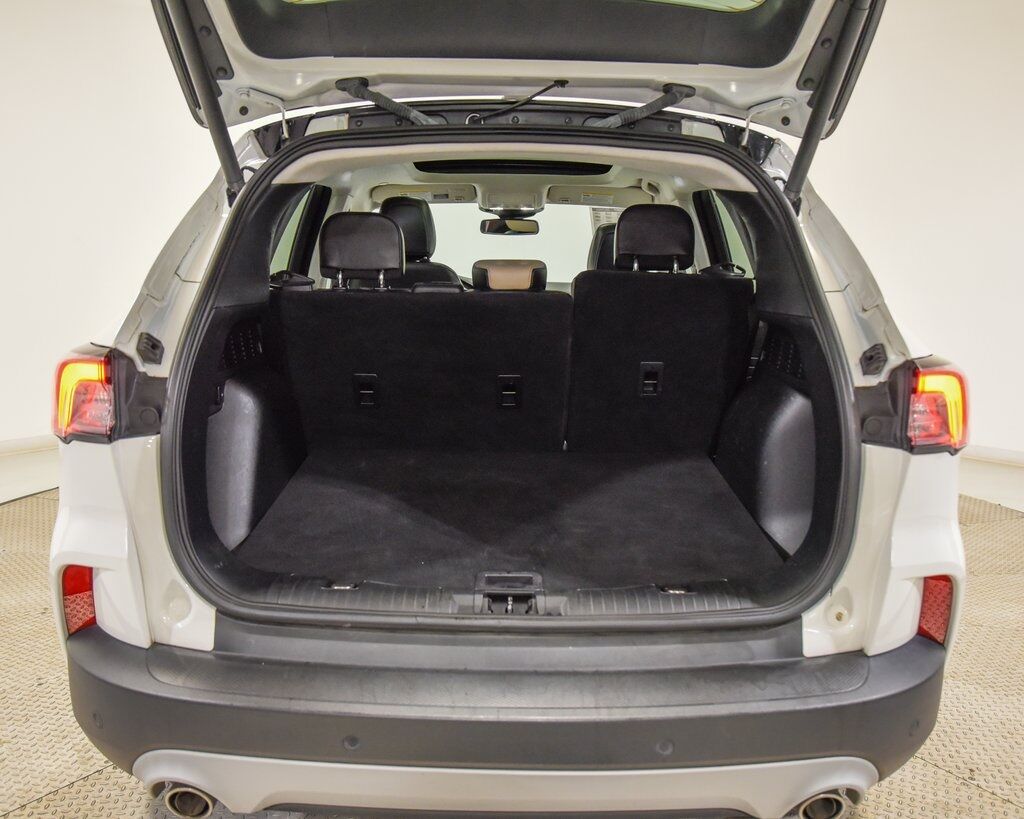 2021 Ford Escape Titanium Hybrid Akron OH