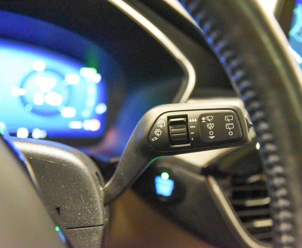 2021 Ford Escape Titanium Hybrid Akron OH