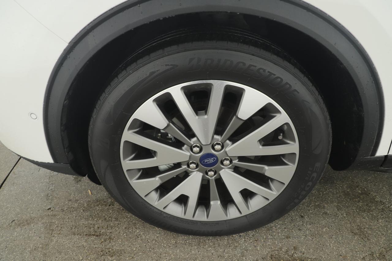 2021 Ford Escape Titanium Hybrid New Braunfels TX