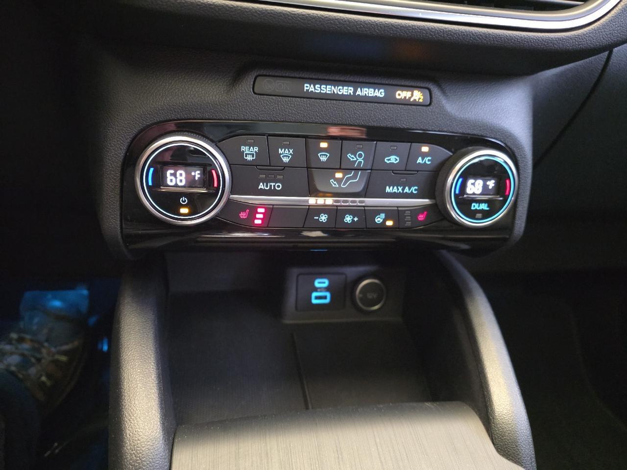 2021 Ford Escape Titanium Hybrid Sand Lake NY