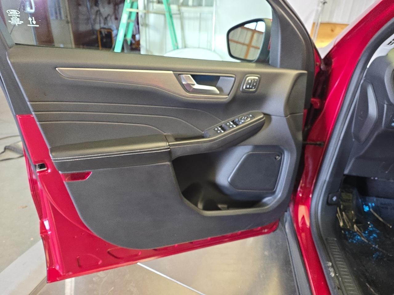 2021 Ford Escape Titanium Hybrid Sand Lake NY