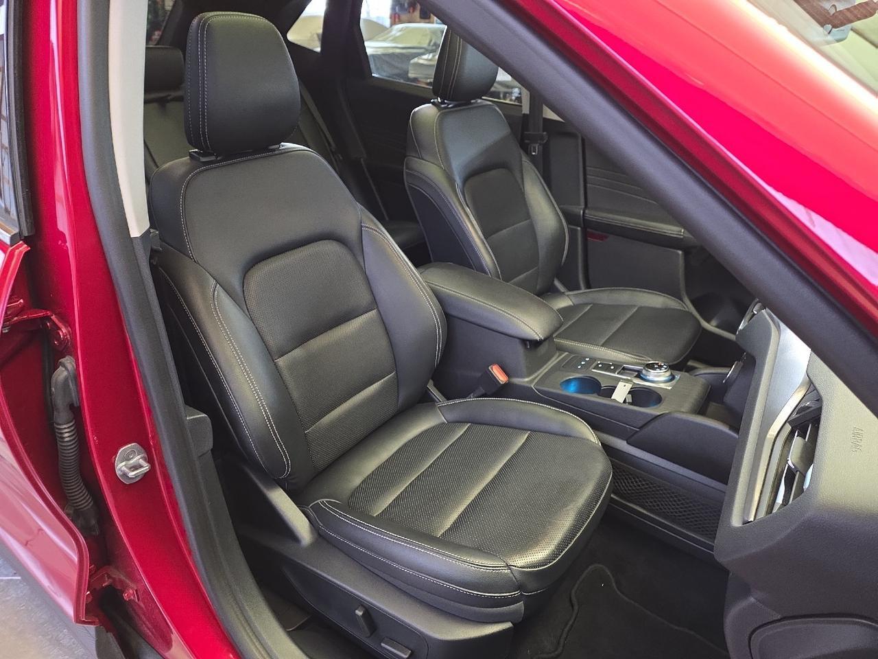 2021 Ford Escape Titanium Hybrid Sand Lake NY