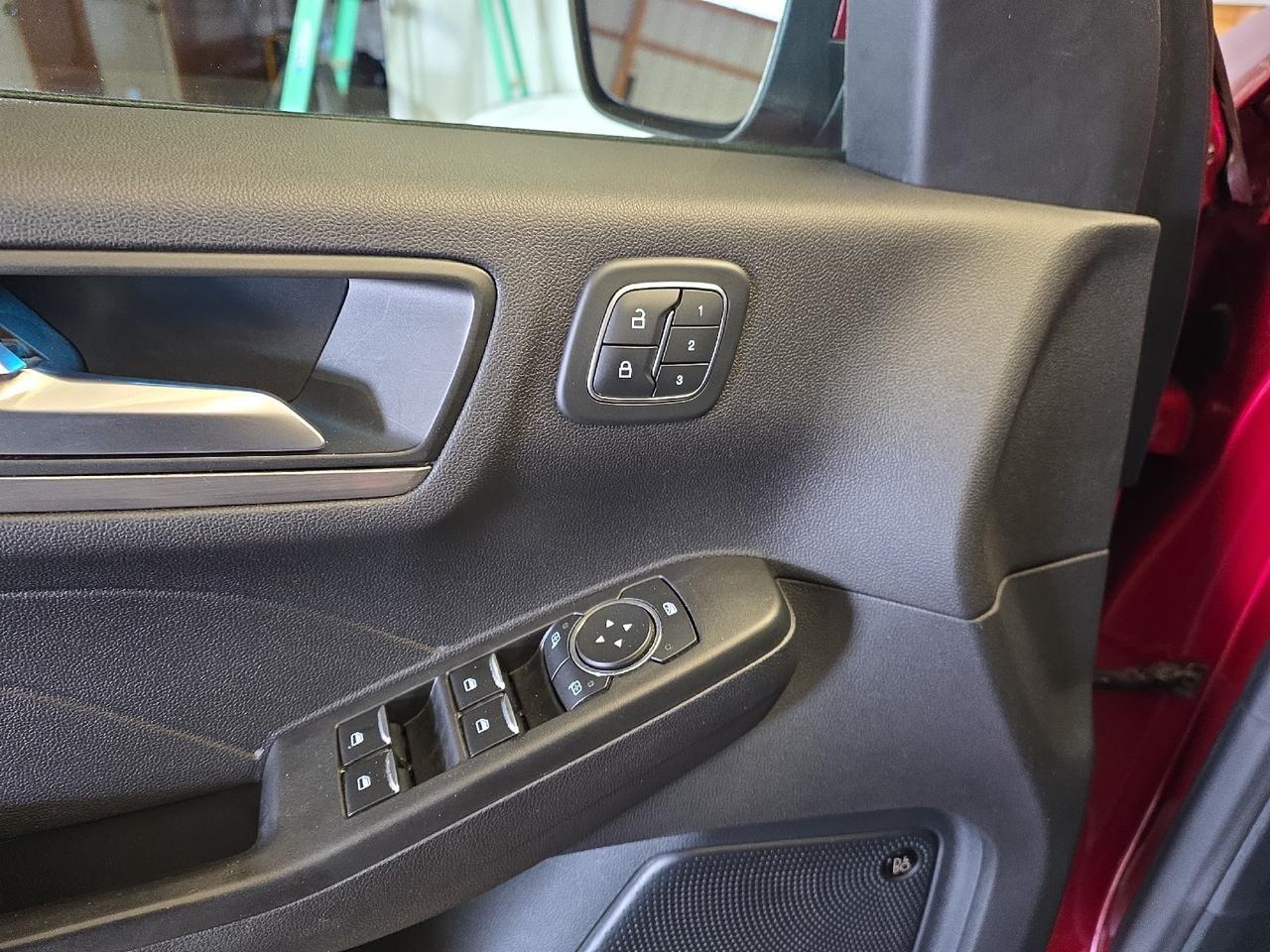 2021 Ford Escape Titanium Hybrid Sand Lake NY