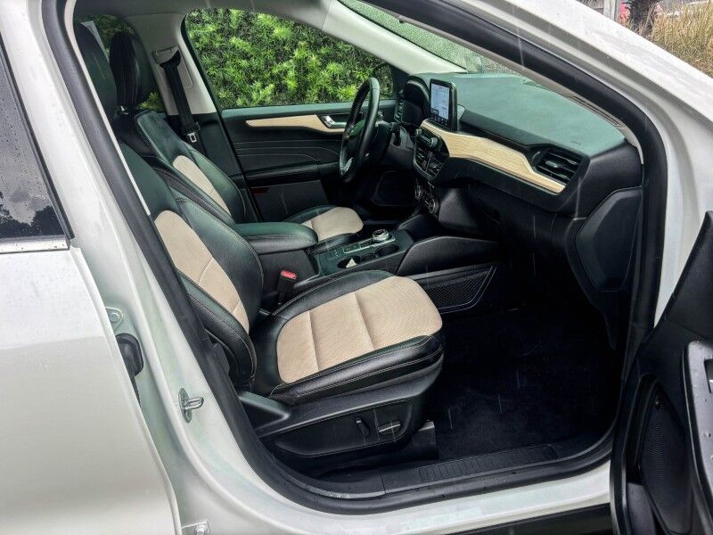 2021 Ford Escape Titanium Hybrid Wilmington NC