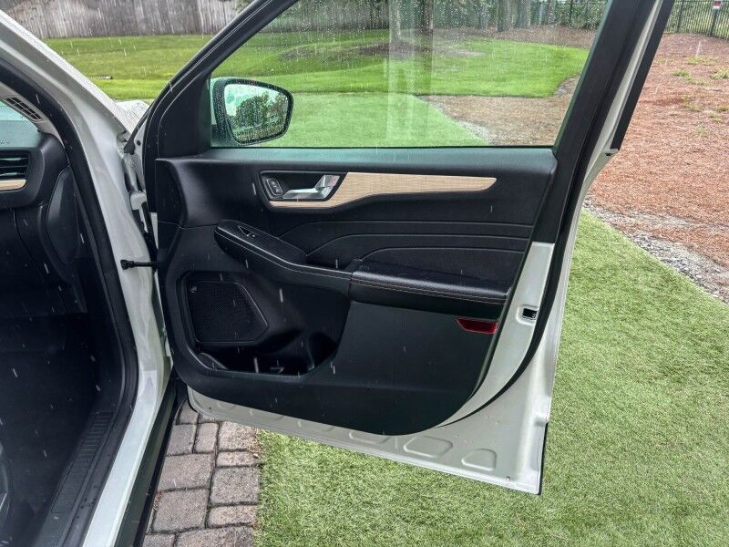 2021 Ford Escape Titanium Hybrid Wilmington NC