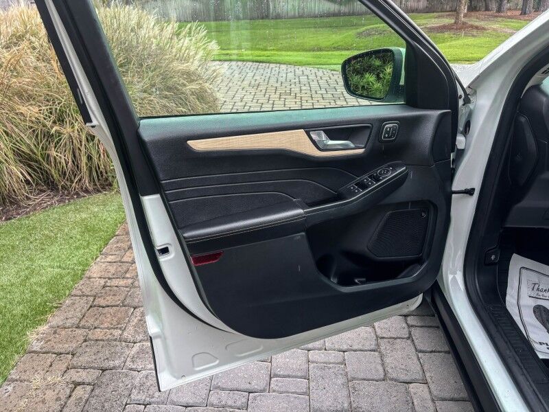 2021 Ford Escape Titanium Hybrid Wilmington NC