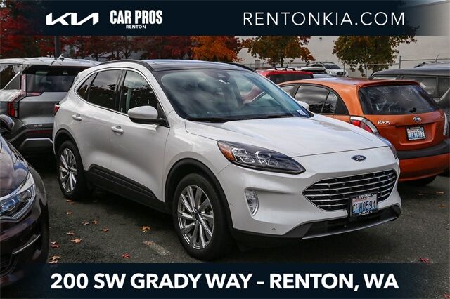 2021 Ford Escape Titanium