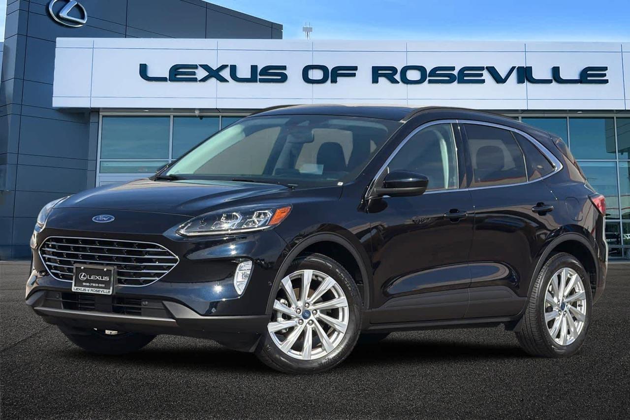 2021 Ford Escape Titanium