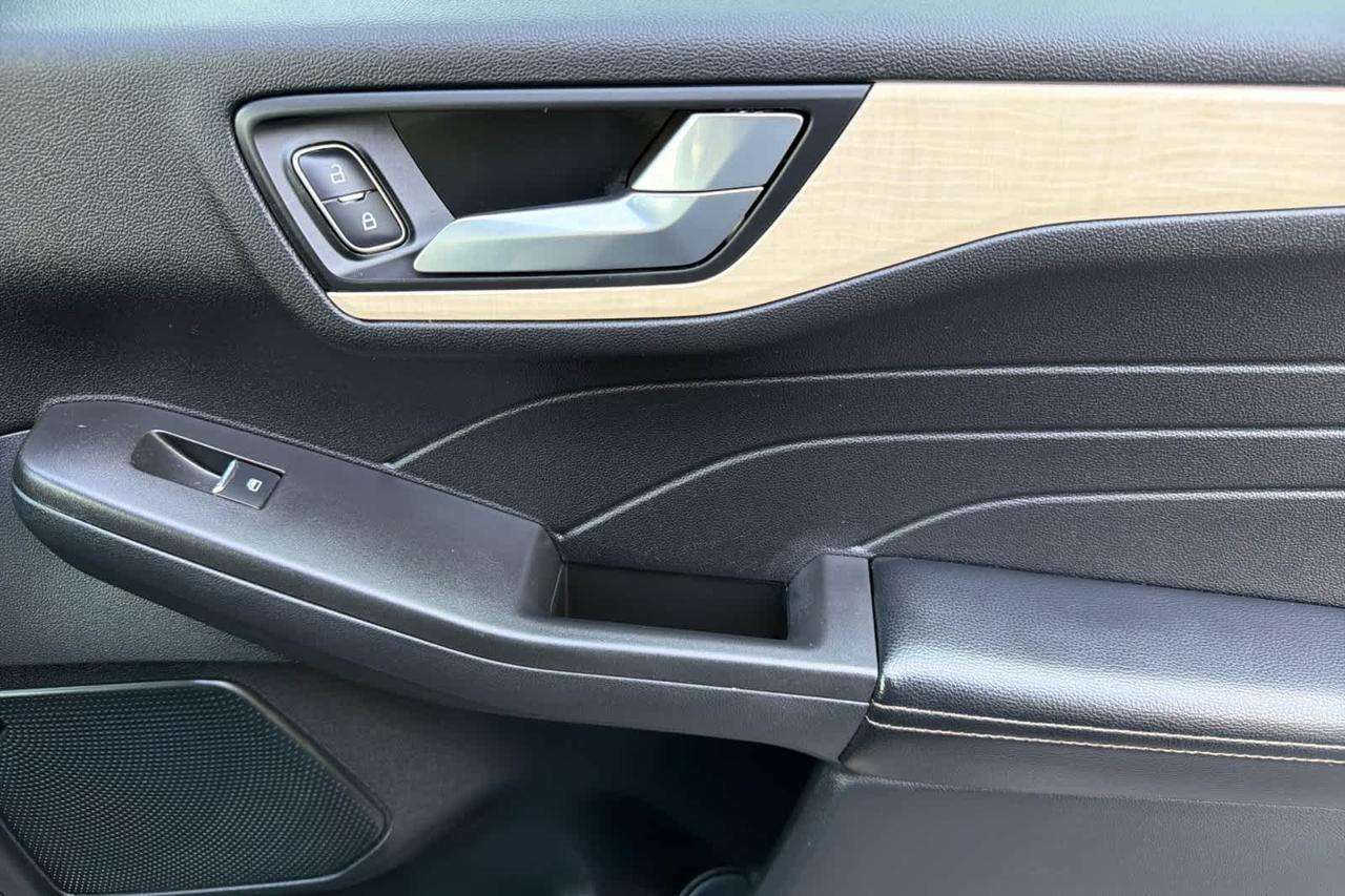 2021 Ford Escape Titanium Roseville CA