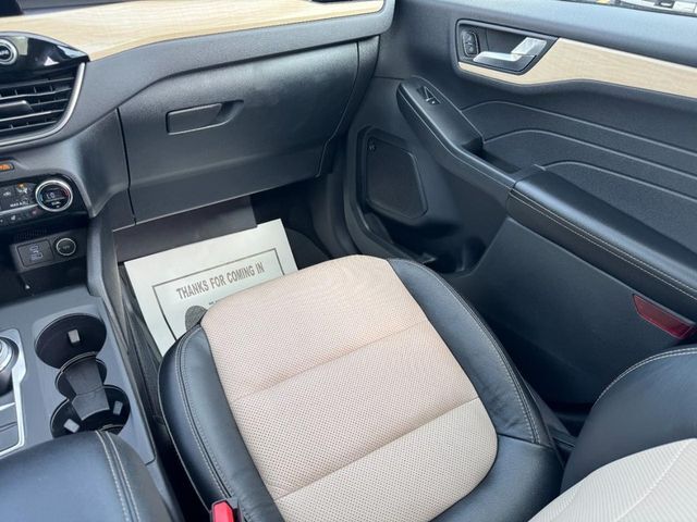 2021 Ford Escape Titanium Washington MO