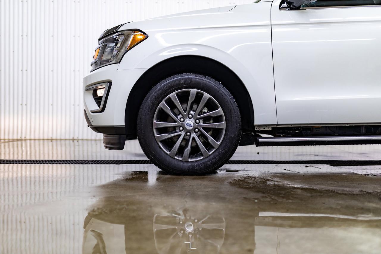 2021 Ford Expedition 4x4 Limited Leather Roof Nav BCam Red Deer AB