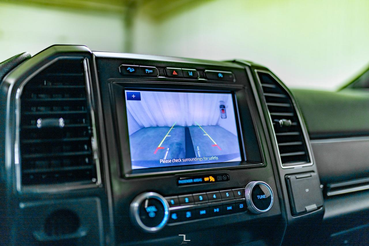 2021 Ford Expedition 4x4 Limited Leather Roof Nav BCam Red Deer AB