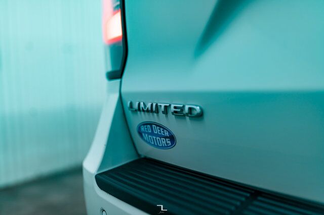 2021 Ford Expedition 4x4 Limited Leather Roof Nav BCam Red Deer AB