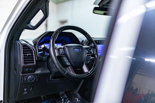 2021 Ford Expedition 4x4 Limited Leather Roof Nav BCam Red Deer AB