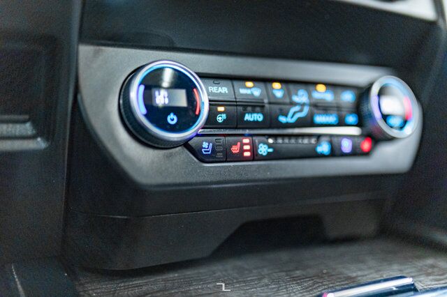 2021 Ford Expedition 4x4 Limited Leather Roof Nav BCam Red Deer AB