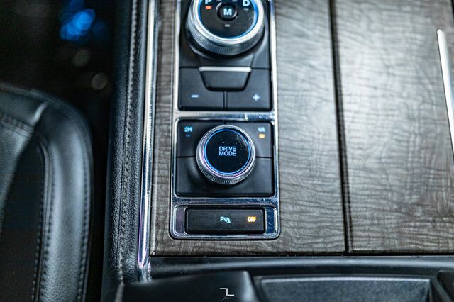 2021 Ford Expedition 4x4 Limited Leather Roof Nav BCam Red Deer AB