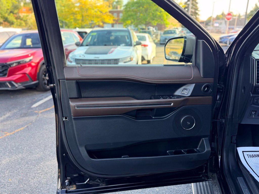2021 Ford Expedition King Ranch Worcester MA