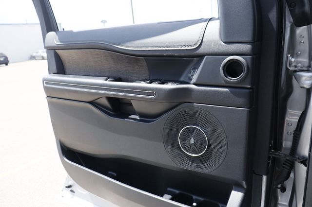 2021 Ford Expedition Limited Kerrville TX
