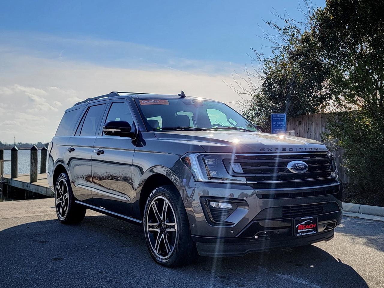 2021 Ford Expedition Limited 4x4 SUV, SPORT PACKAGE, BANG AND OLUFSEN SOUND, POWER 3RD ROW SEATING, ADVANCED PARK ASSIST, PANORAMIC SUNROOF, HEATED AND COOLED LEATHER SEATS, HEATED STEERING WHEEL, HEATED SECOND ROW CAPTAINS CHAIRS, NAVIGATION, 360 BACKUP CAMERA, CLEAN CA Norfolk VA