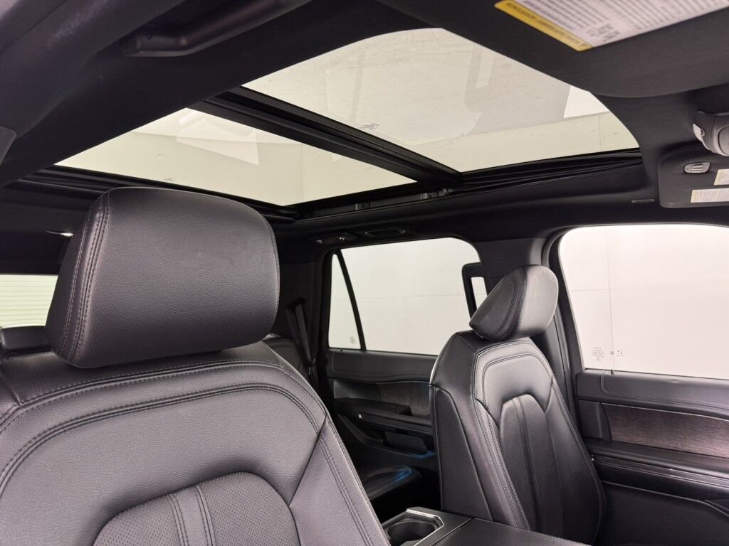 2021 Ford Expedition Limited 4x4 w/ Special Edition Pkg Maumee OH