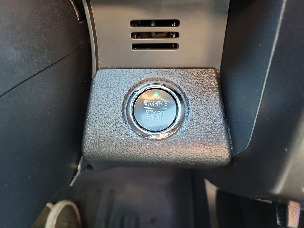 2021 Ford Expedition Limited Crestwood KY