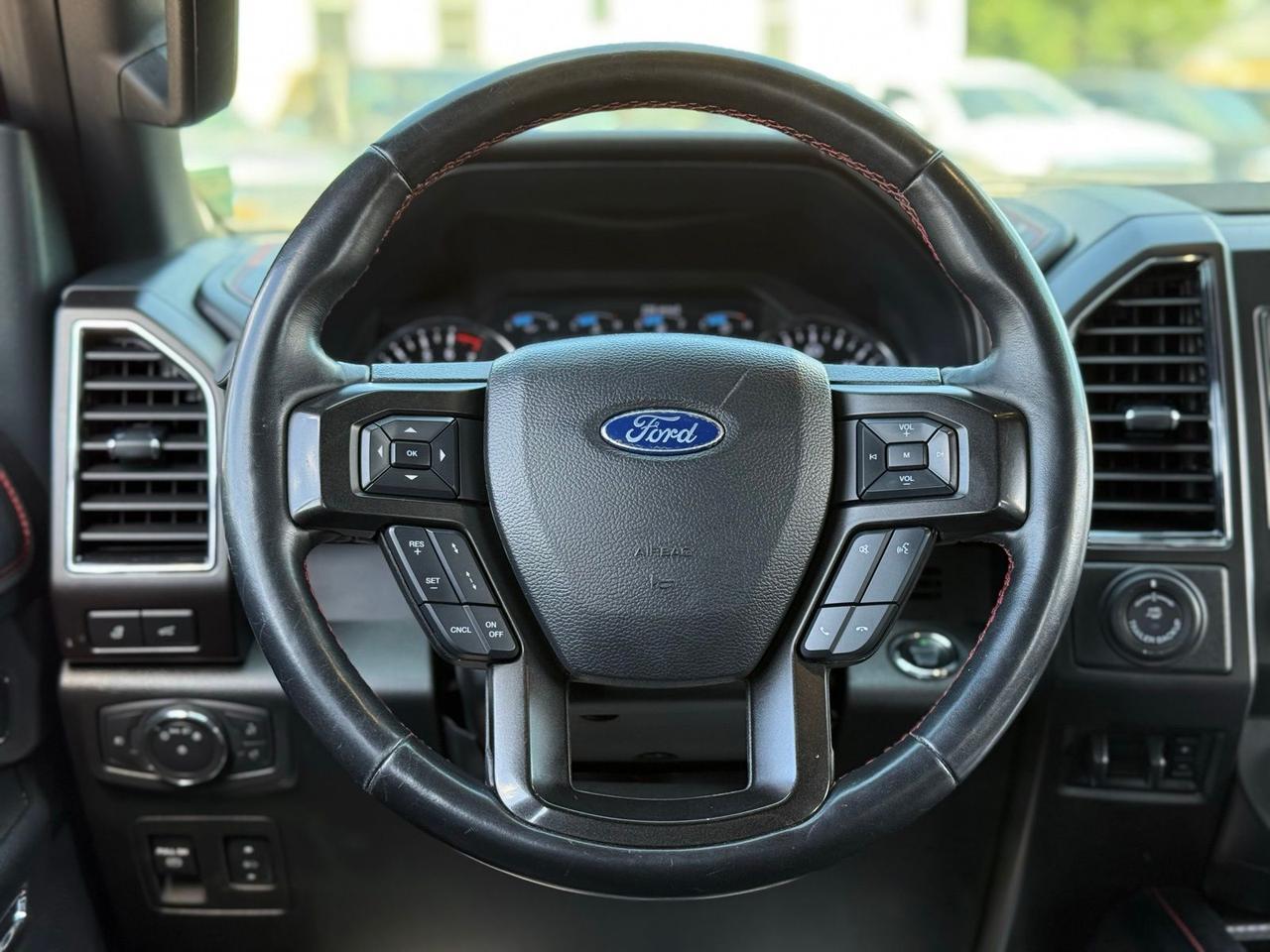 2021 Ford Expedition Limited Crestwood KY