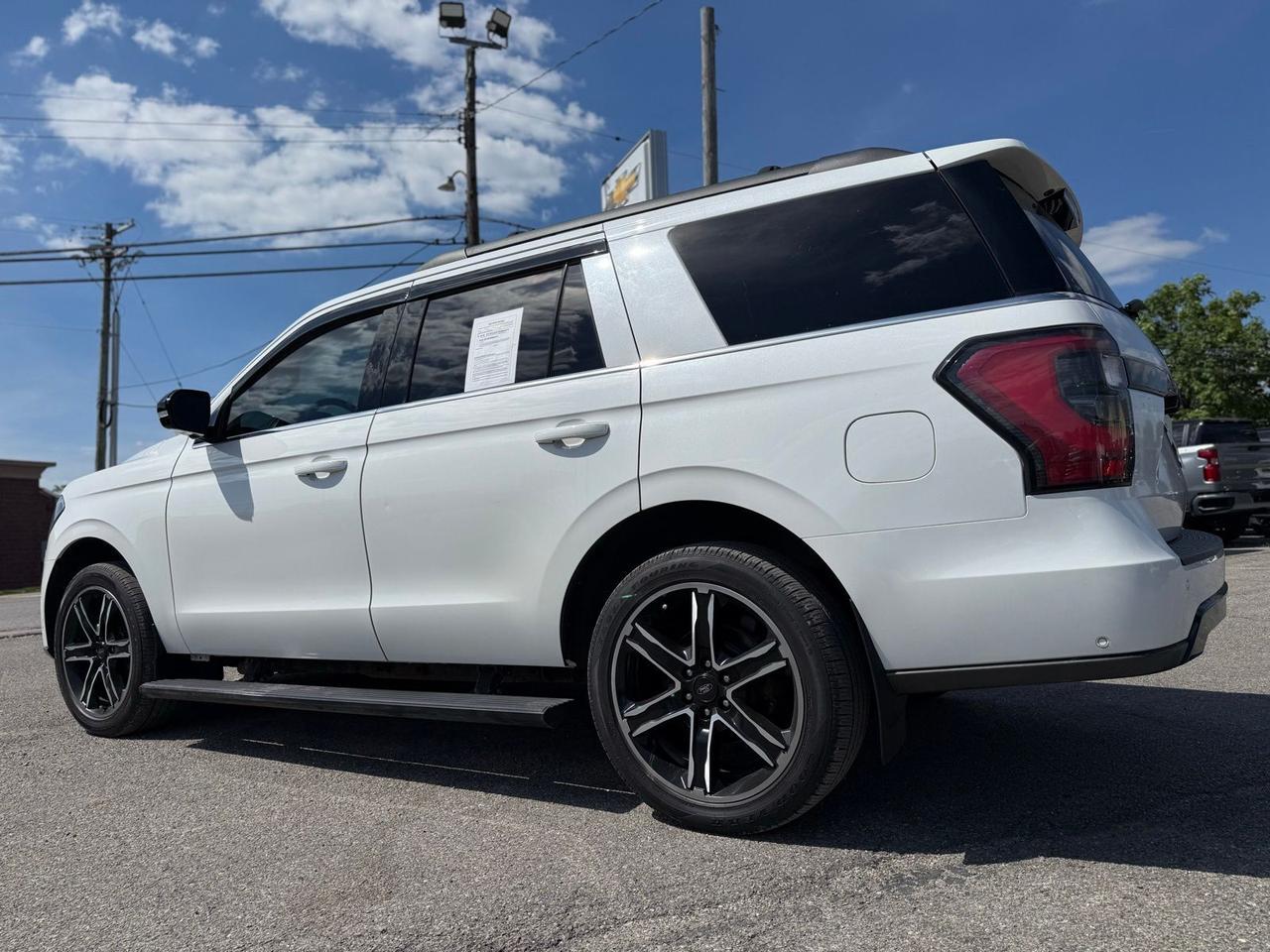 2021 Ford Expedition Limited Crestwood KY