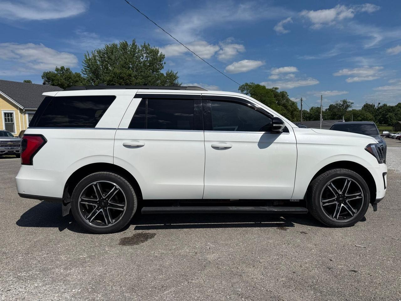 2021 Ford Expedition Limited Crestwood KY