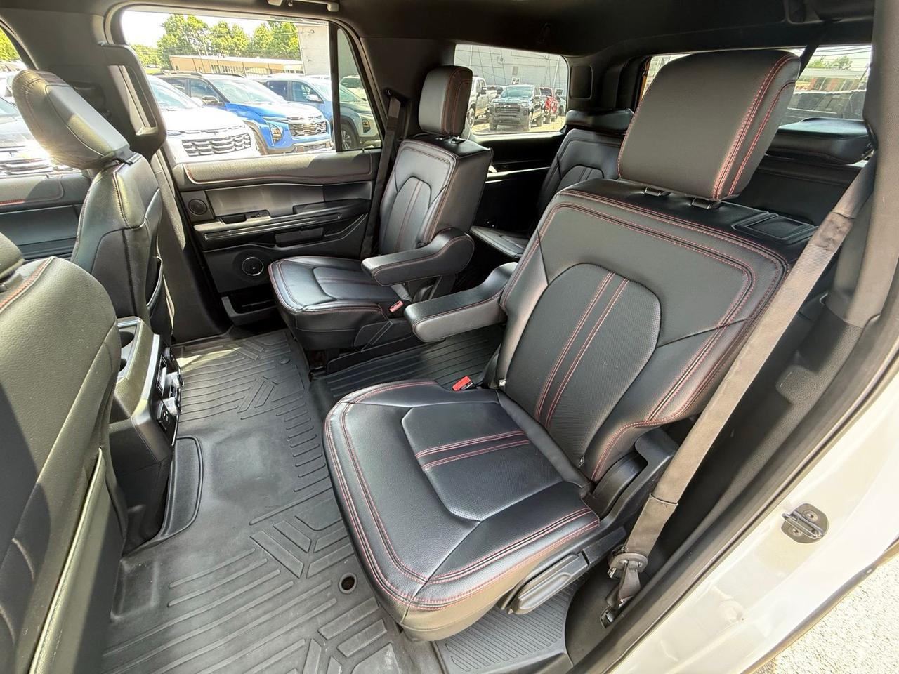 2021 Ford Expedition Limited Crestwood KY